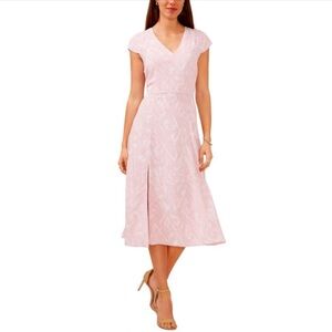 NWOT Halogen V-neck Maxi Dress in Lined Pink Size M